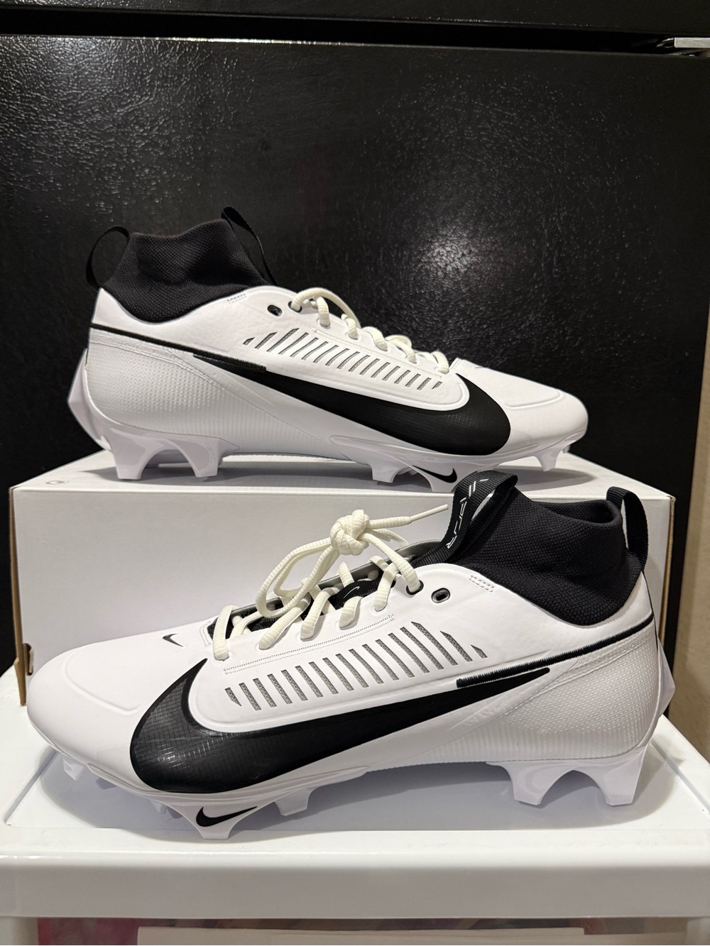 Nike Vapor Edge Pro 360 2 Football Cleats FN7760-100 Size 13.5 Wide White Black